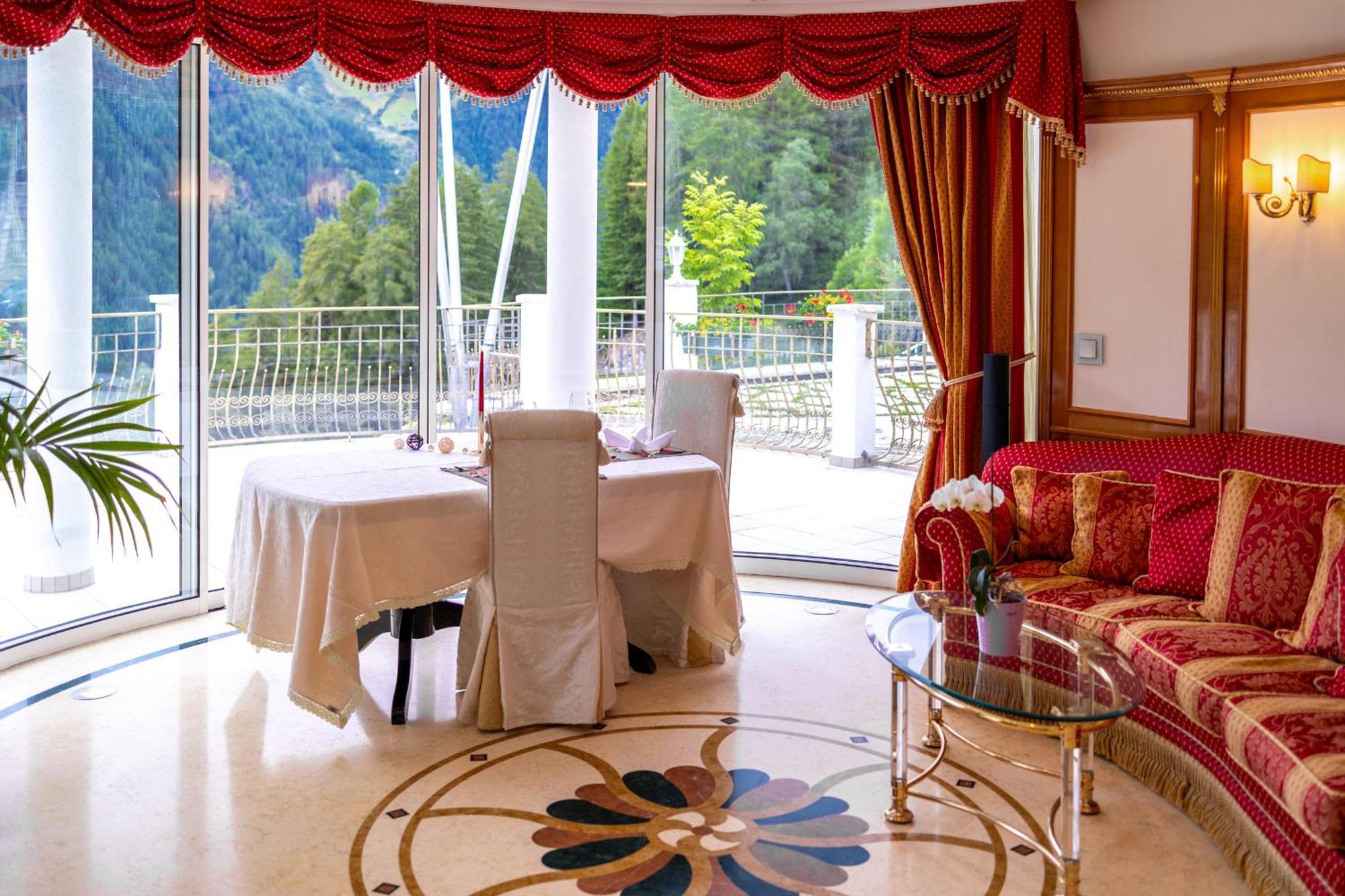 B&B Das Land-Palais - Private Mountain Hideaway Selva dei Molini Exterior photo