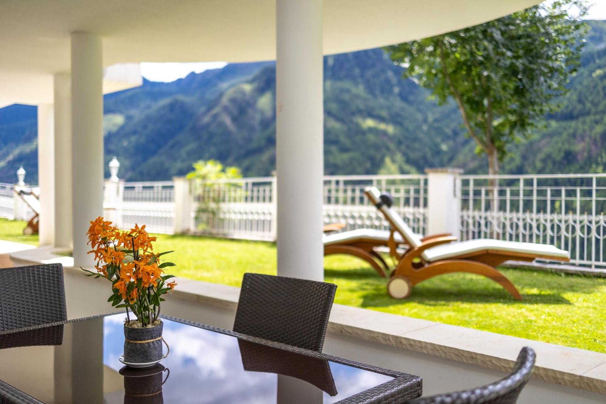 B&B Das Land-Palais - Private Mountain Hideaway Selva dei Molini Exterior photo